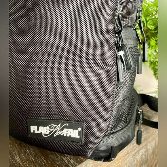 flag nor fail Other - Flag Nor Fail Gym Bro Backpack w/ Laptop Device Compartment Black/Red interior